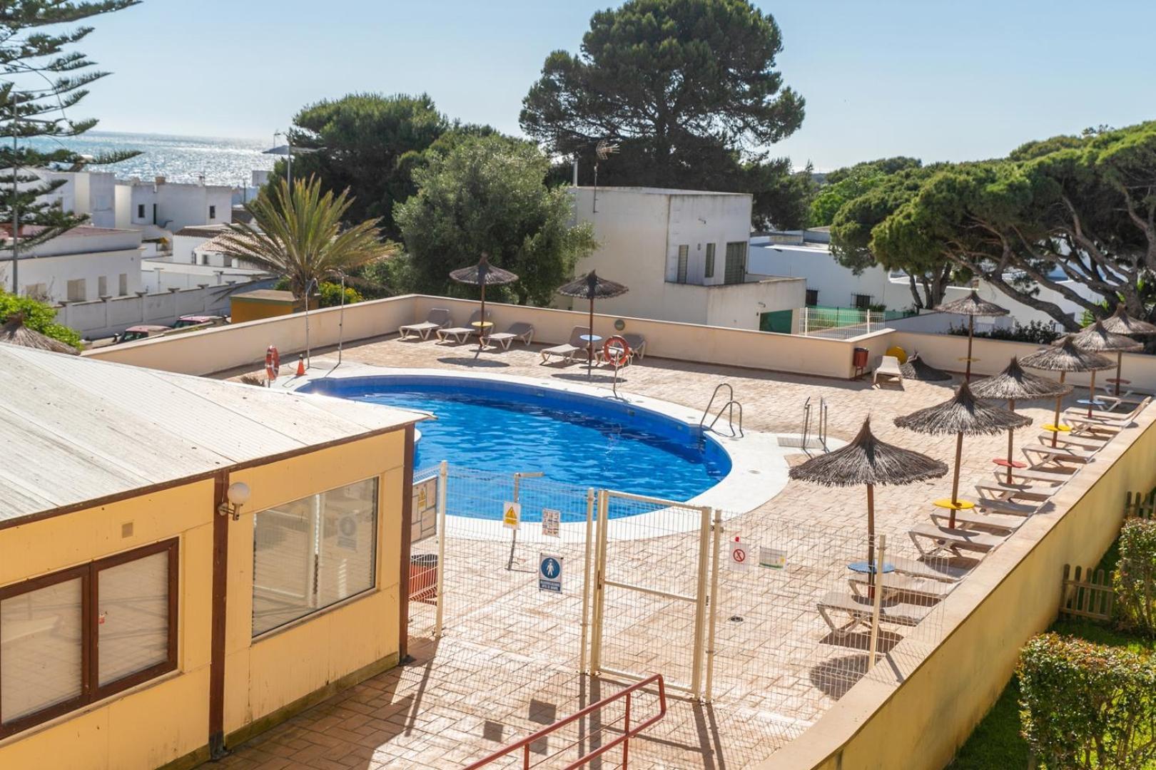 Adosado Con Piscina, Garaje, Jardin Y Playa Los Canos De Meca Eksteriør bilde