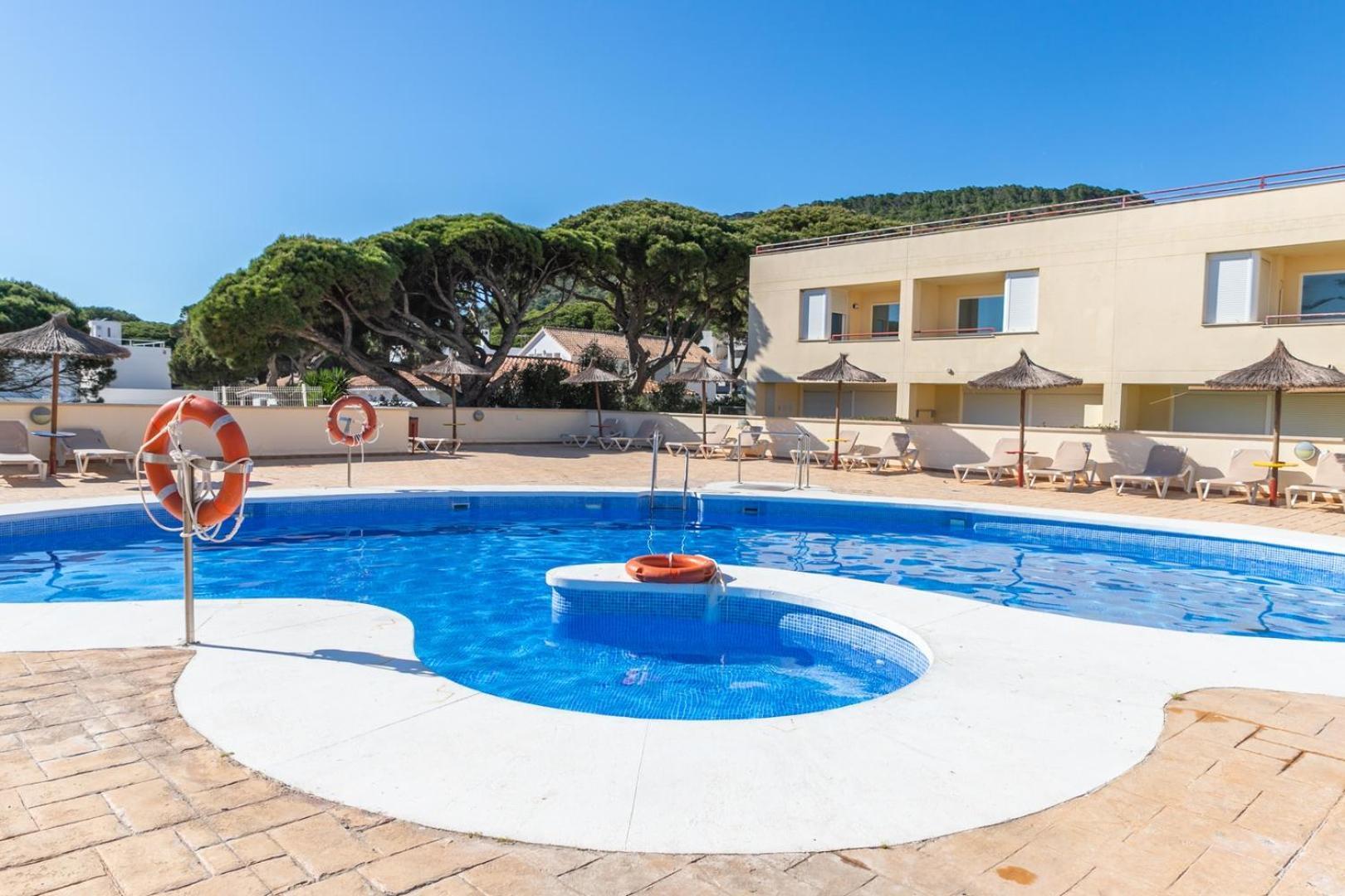 Adosado Con Piscina, Garaje, Jardin Y Playa Los Canos De Meca Eksteriør bilde